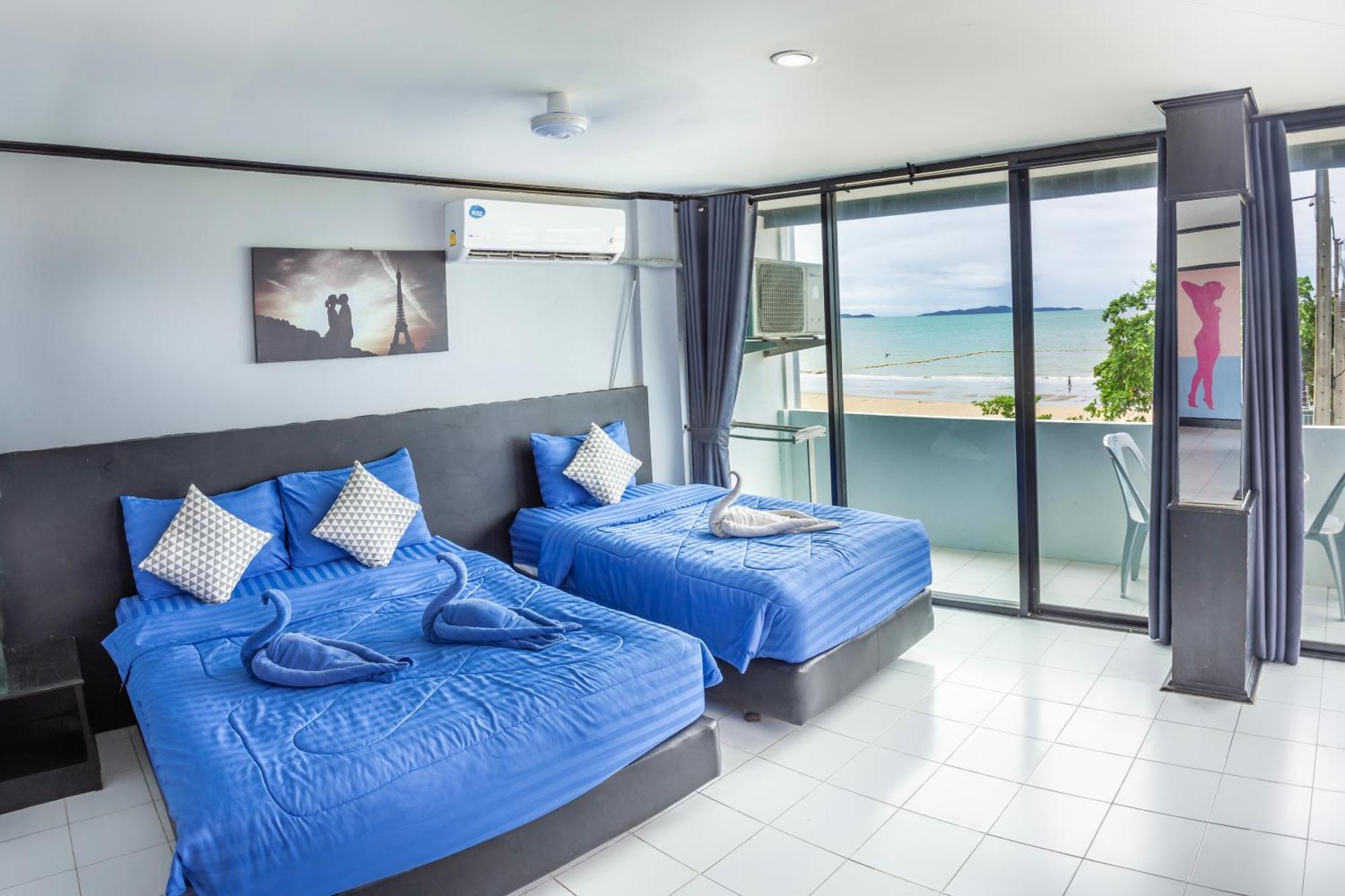 Happy Jomtien - Beachfront Praia de Jomtien Exterior foto