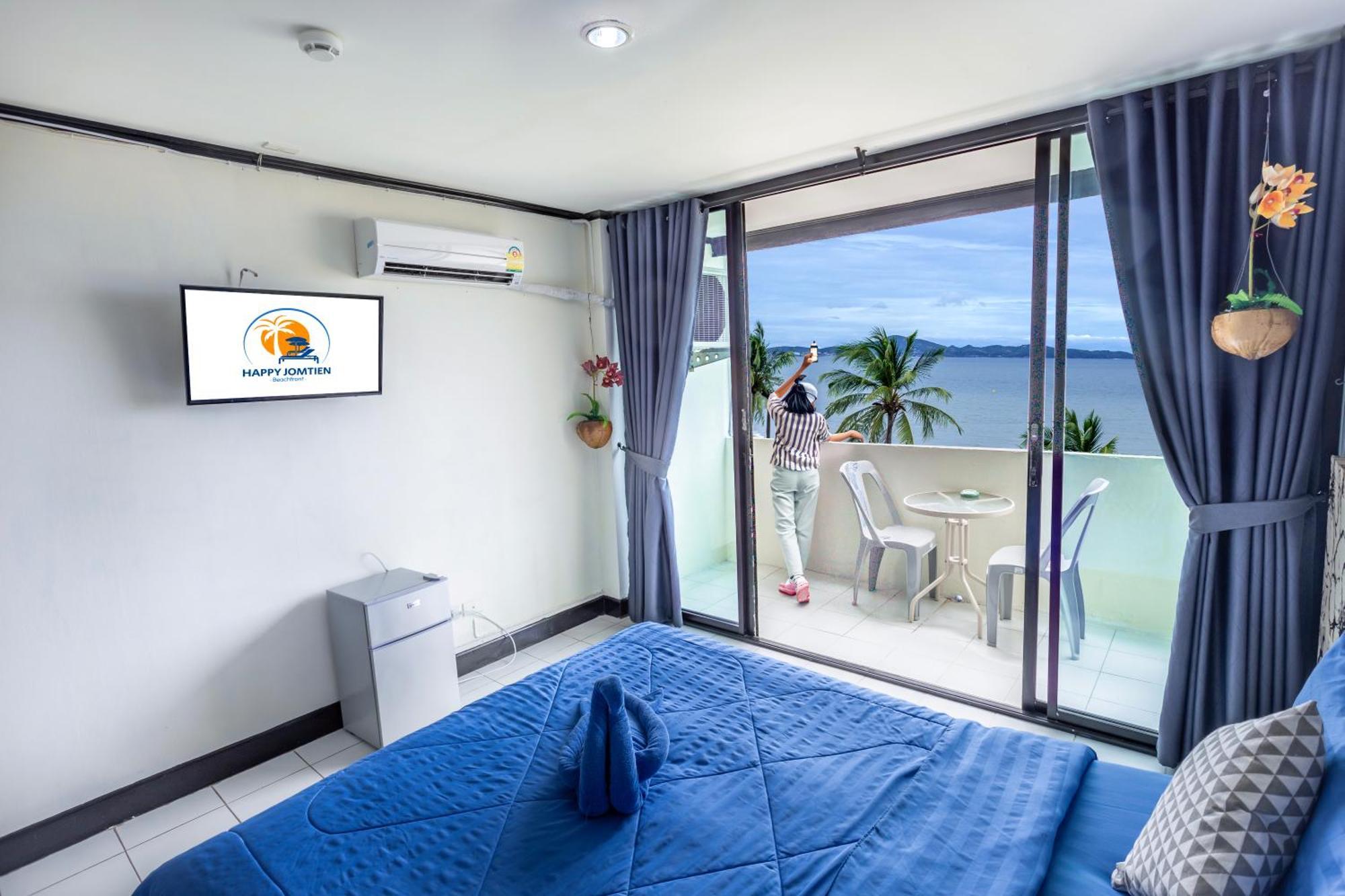 Happy Jomtien - Beachfront Praia de Jomtien Exterior foto